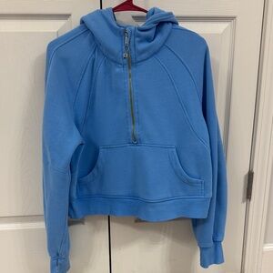 Lululemon Scuba cropped